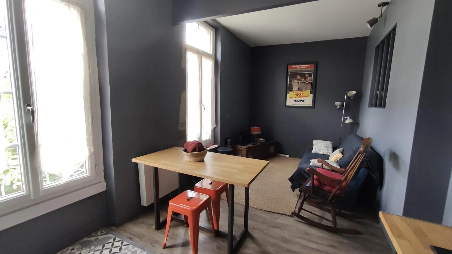 Studio 1 Chambre Ideal Salaries Nomades Montauban France